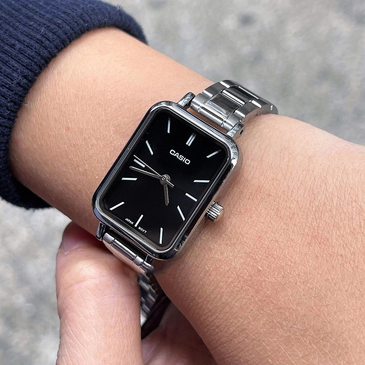 Дамски аналогов часовник Casio - Casio Collection - LTP-V009D-1EUDF