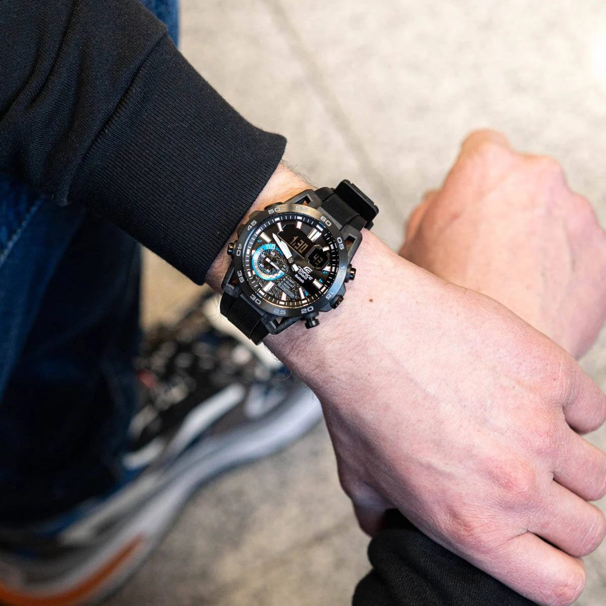 Мъжки часовник Casio Edifice Bluetooth - ECB-40PB-1AEF