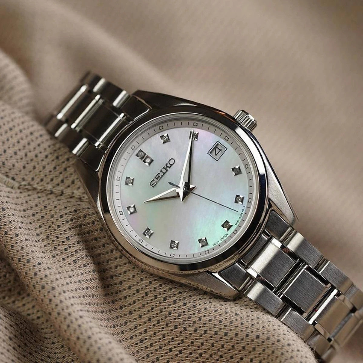 Дамски часовник SEIKO - SUR579P1
