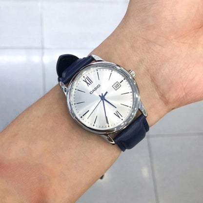 Мъжки аналогов часовник Casio - Casio Collection - MTP-V002L-2B3UDF