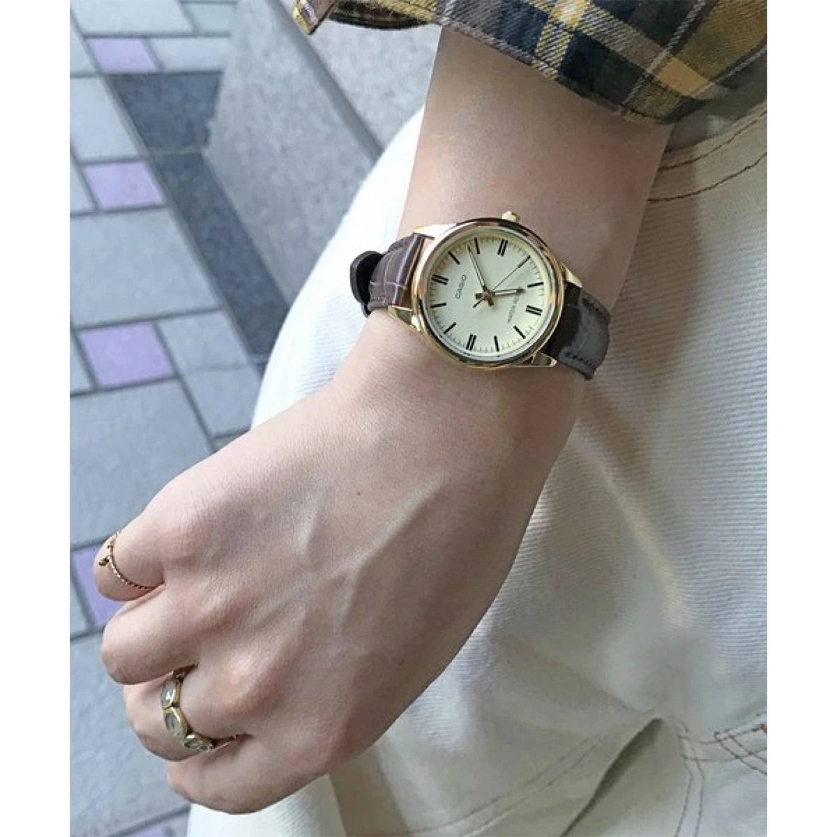 Дамски аналогов часовник Casio - Casio Collection - LTP-V005GL-9BUDF