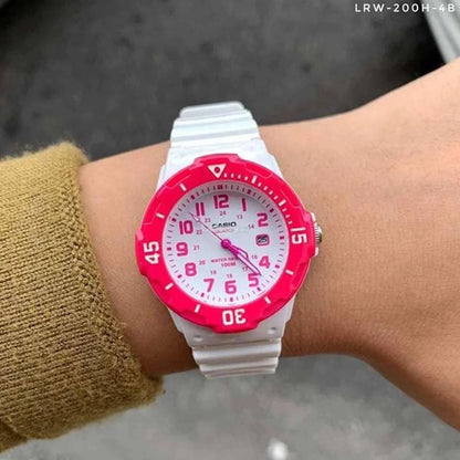 Дамски аналогов часовник Casio - Casio Collection - LRW-200H-4BVDF