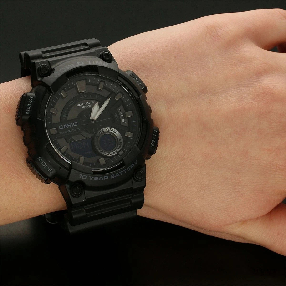 Мъжки дигитален часовник Casio - AEQ-110W-1BVDF