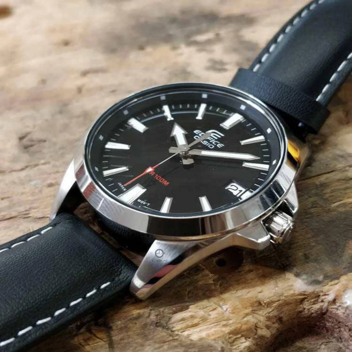 Мъжки часовник CASIO EDIFICE EFV-100L-1AVUEF