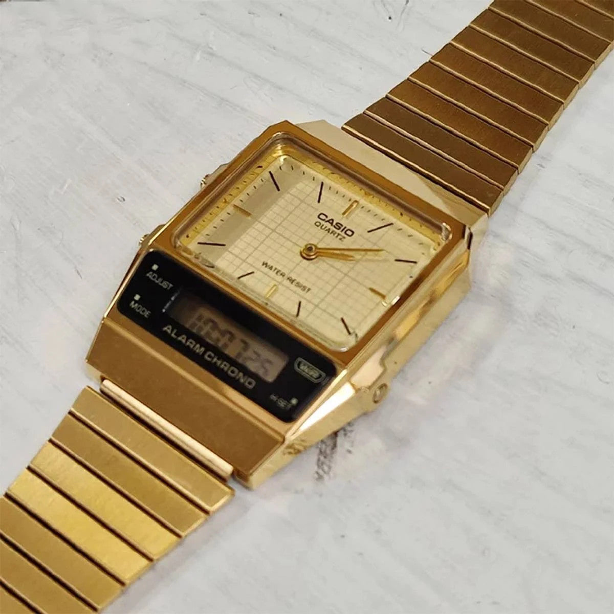 Мъжки дигитален часовник Casio - AQ-800EG-9AEF