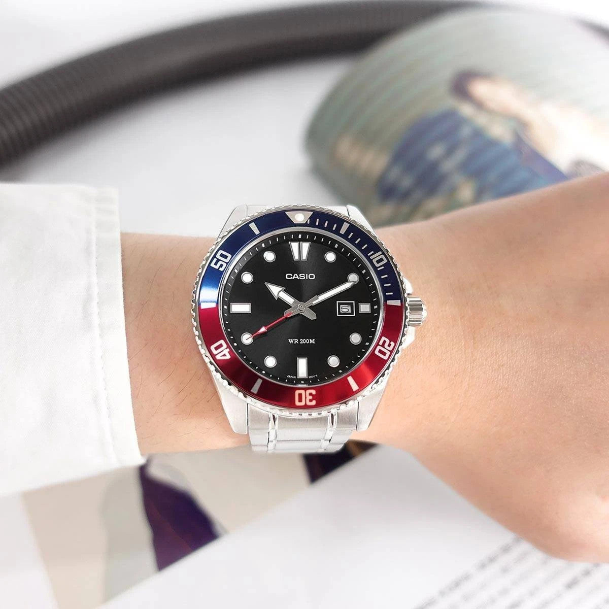 Мъжки аналогов часовник Casio Diving - MDV-107D-1A3VDF
