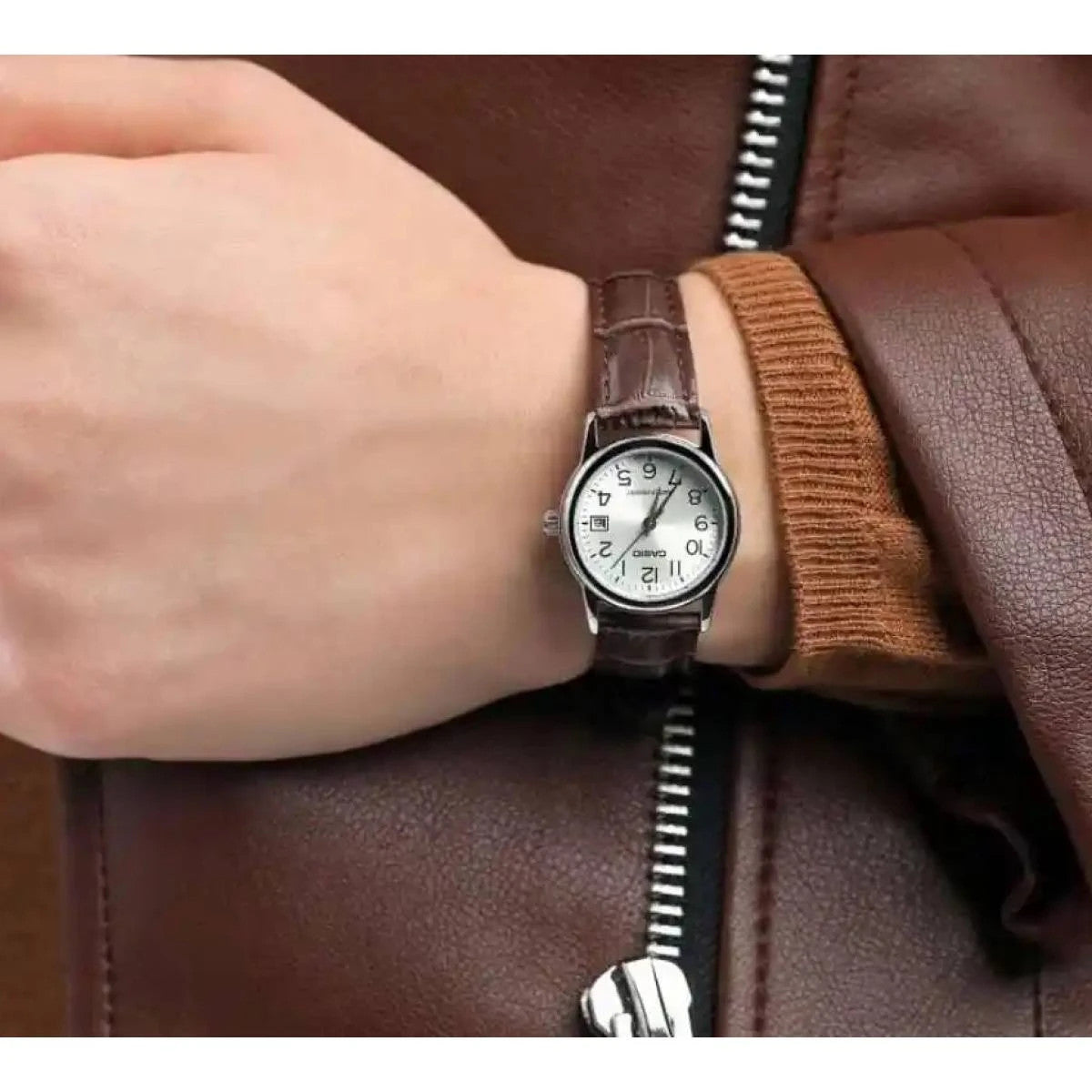 Дамски аналогов часовник Casio - Casio Collection - LTP-V002L-7B2UDF
