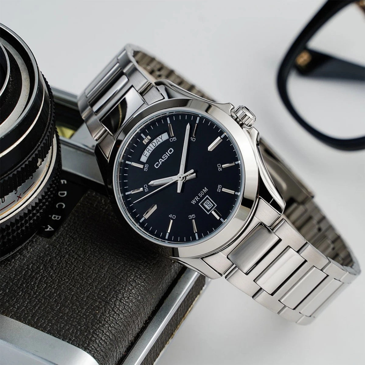 Мъжки аналогов часовник Casio - MTP-1370D-1A1VDF