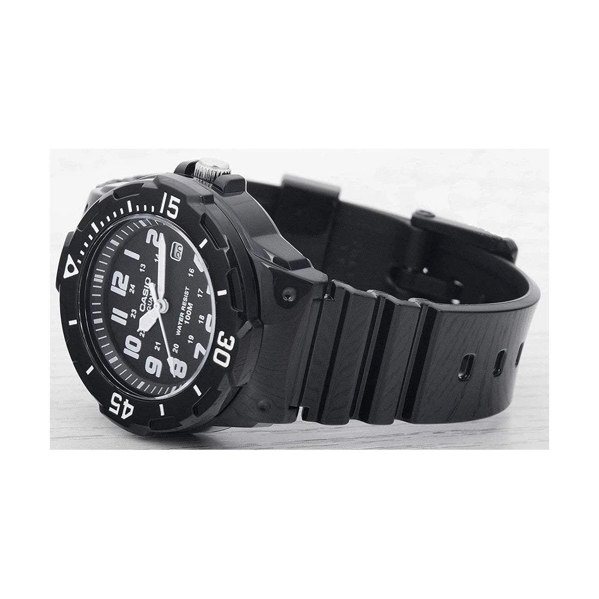 Детски аналогов часовник Casio - LRW-200H-1BVDF