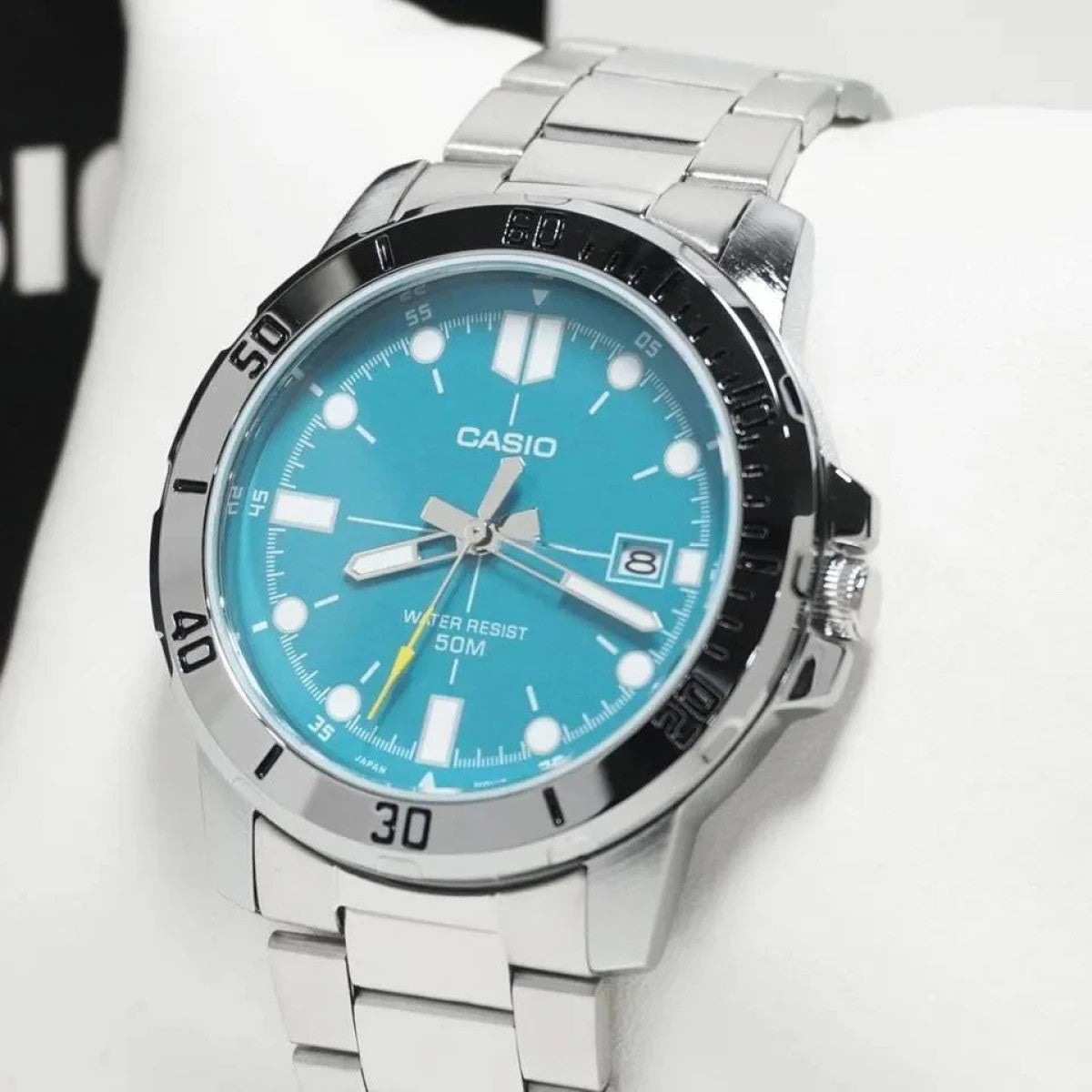Мъжки аналогов часовник Casio - Casio Collection - MTP-VD01D-3E2VUDF