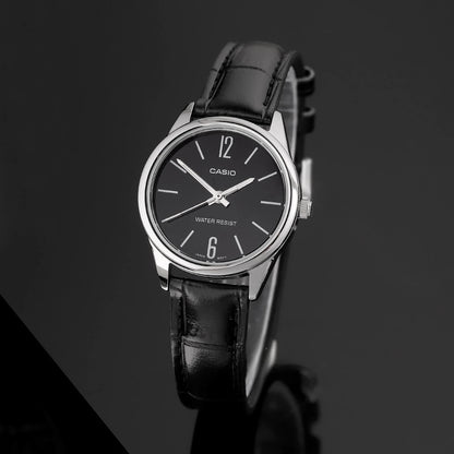 Дамски аналогов часовник Casio - Casio Collection - LTP-V005L-1BUDF