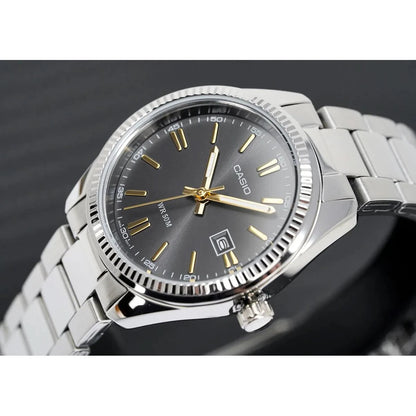 Дамски аналогов часовник Casio - Casio Collection - LTP-1302D-1A2VDF