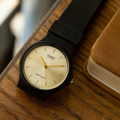 Мъжки аналогов часовник Casio - MQ-24-9ELDF