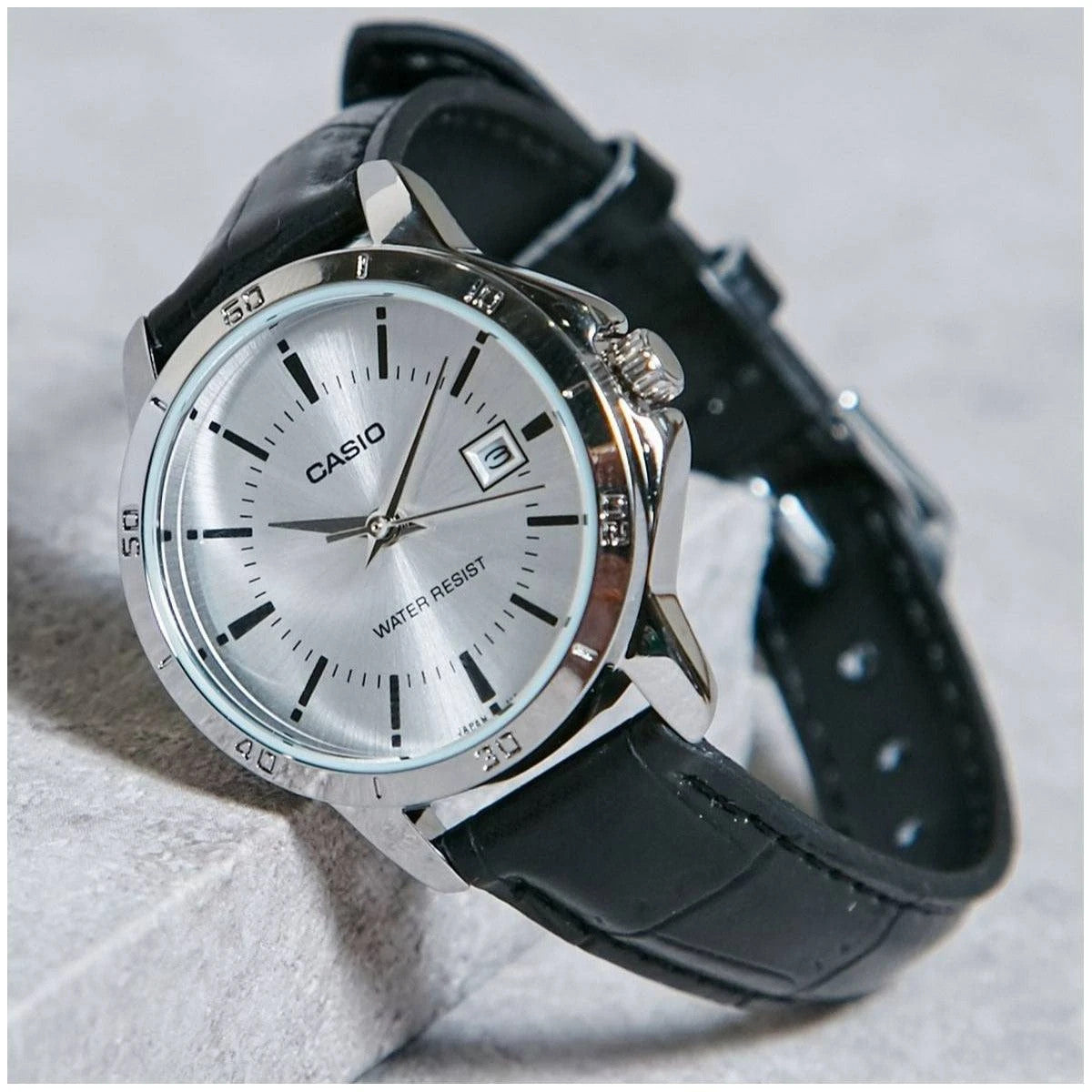 Дамски аналогов часовник Casio - Casio Collection - LTP-V004L-7AUDF