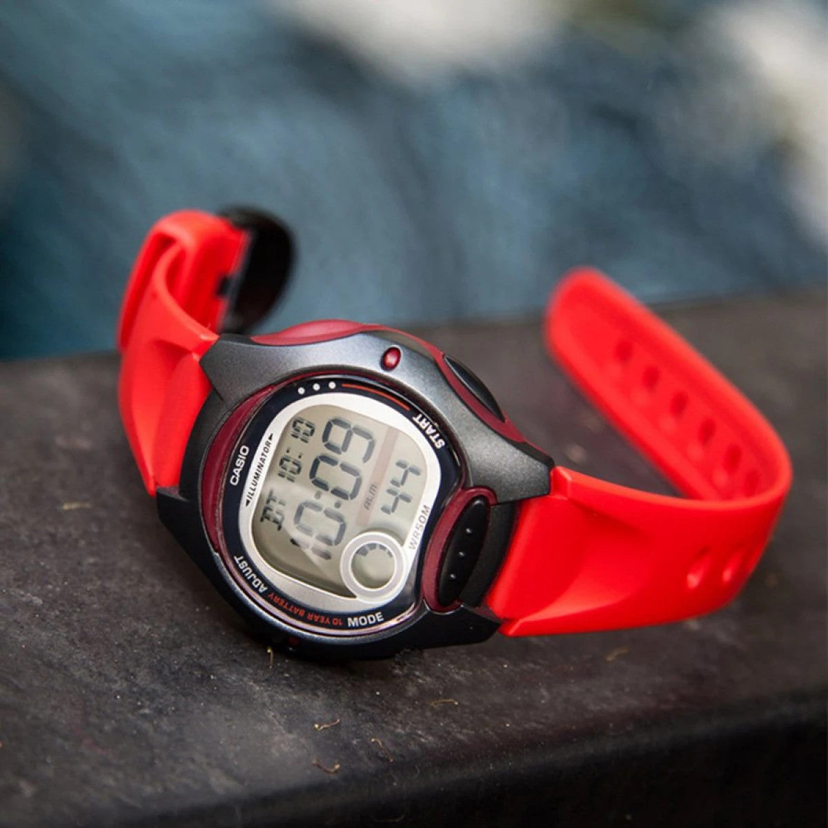 Мъжки часовник CASIO - LW-200-4AVDF