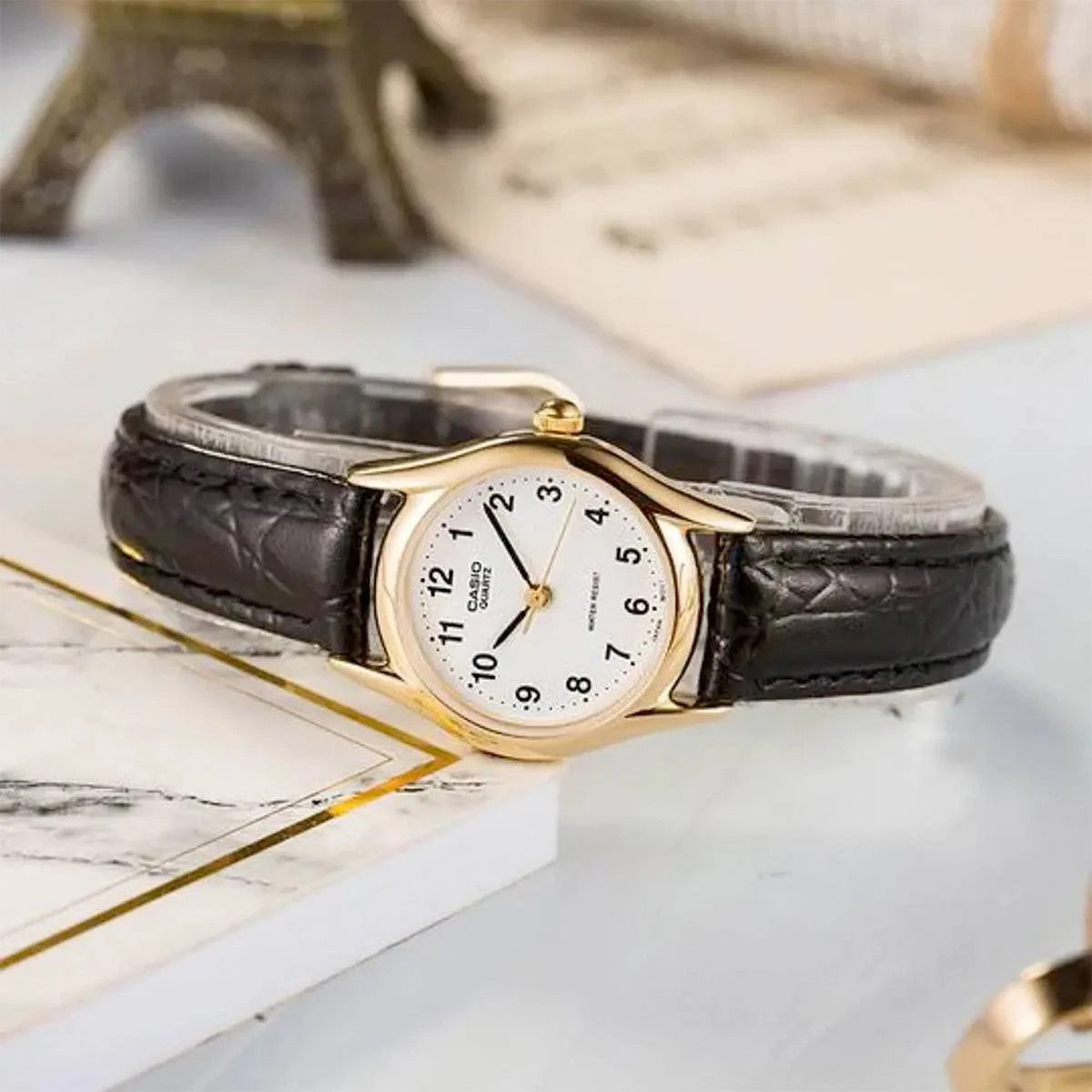 Дамски аналогов часовник Casio - Casio Collection - LTP-1094Q-7B1RDF