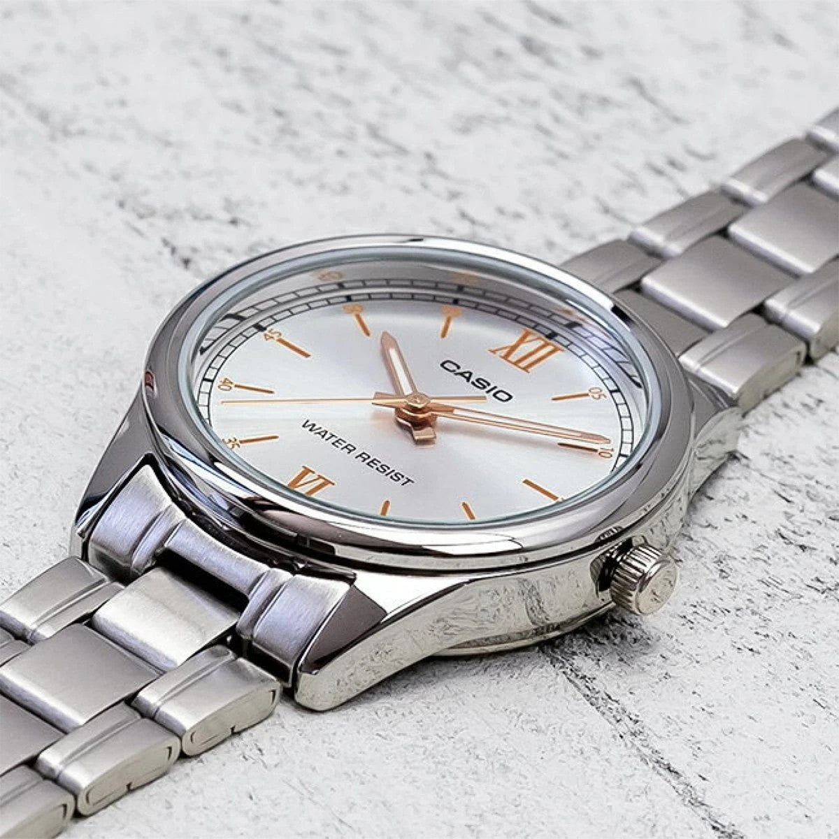 Дамски аналогов часовник Casio - Casio Collection - LTP-V005D-7B2UDF