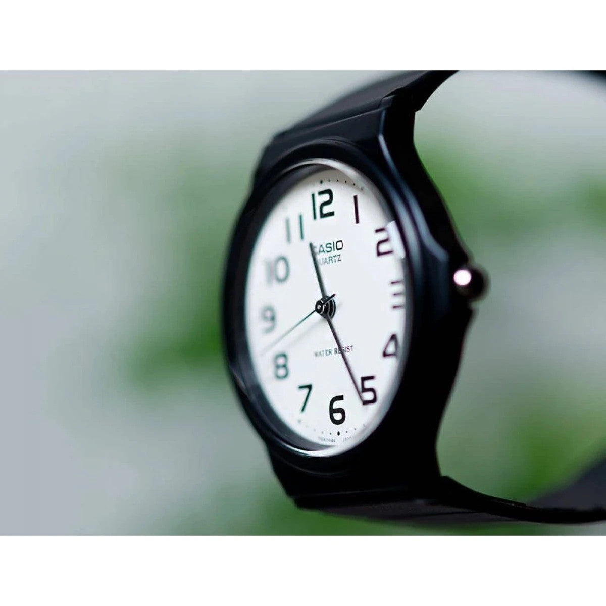 Мъжки аналогов часовник Casio - MQ-24-7B2LDF