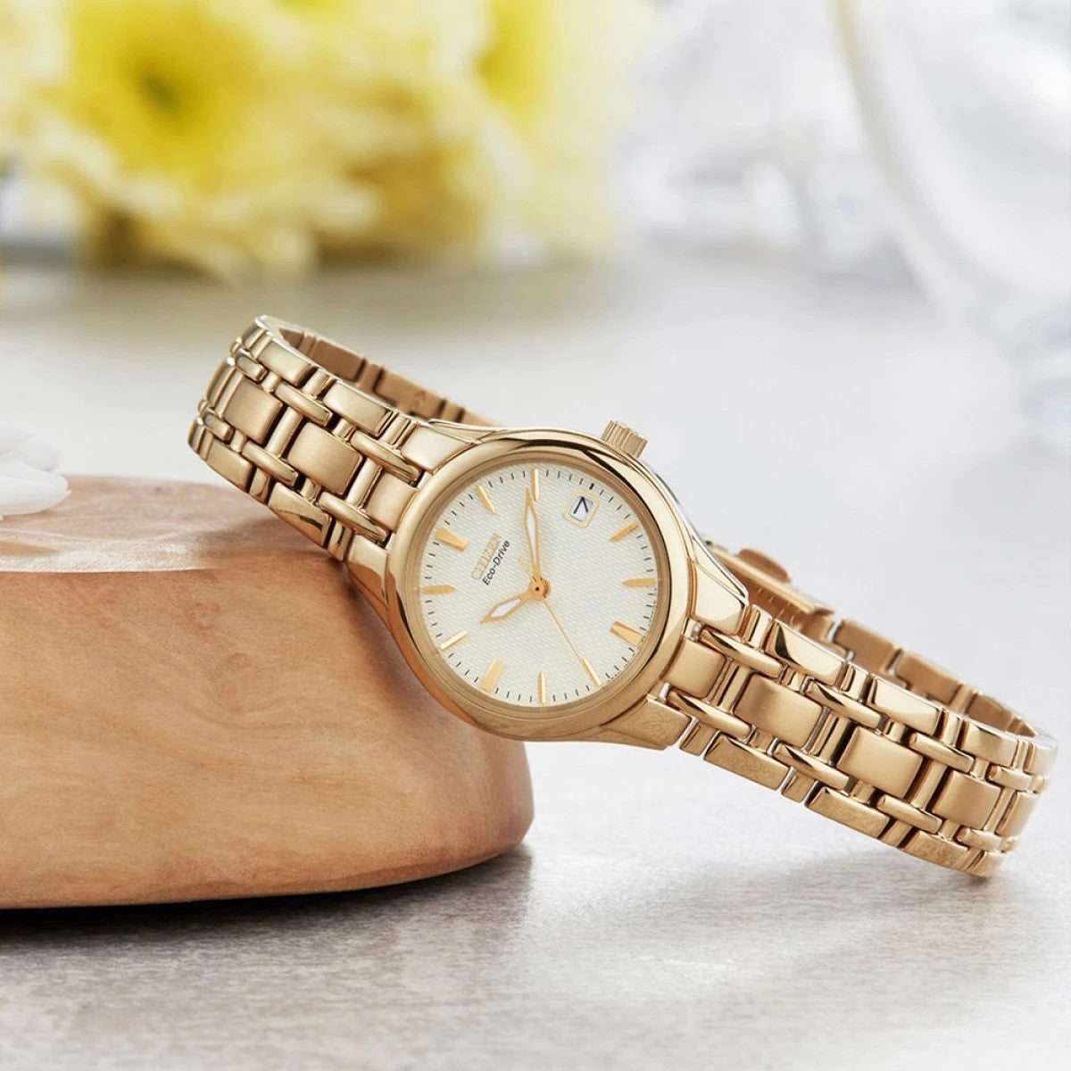 Дамски аналогов часовник Citizen Eco-Drive - EW1262-55P