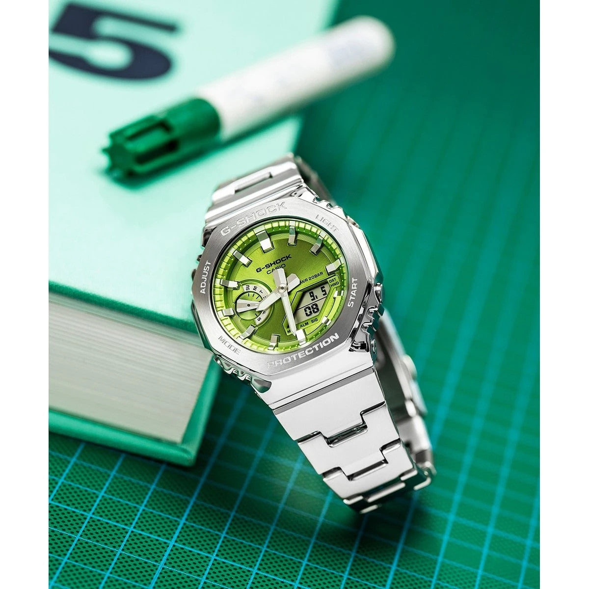 Мъжки часовник Casio G-Shock - GM-2110D-3AER