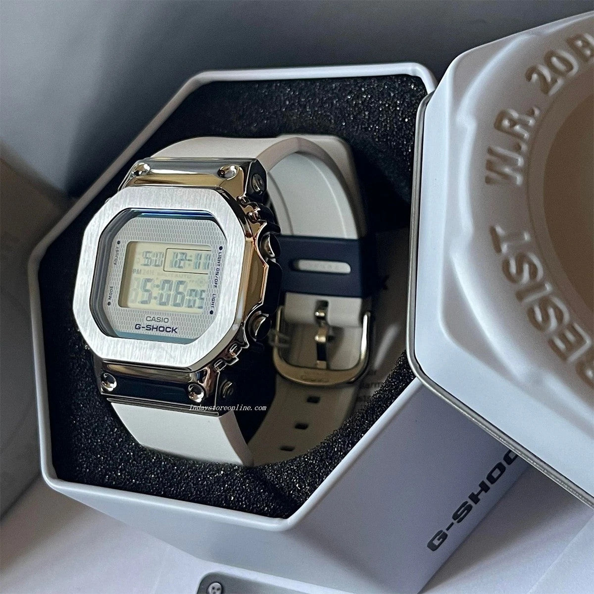 Дамски часовник Casio G-Shock Lover Collection - GM-S5600LC-7ER