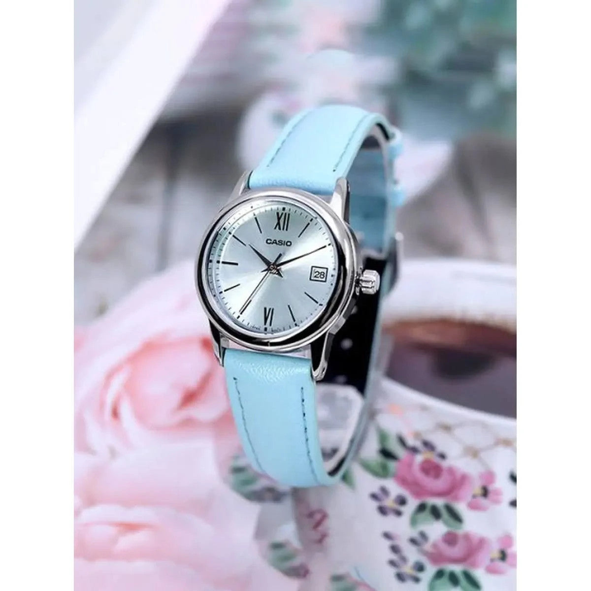 Дамски аналогов часовник Casio - Casio Collection - LTP-V002L-2B3UDF