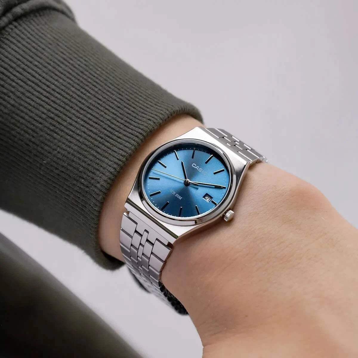 Мъжки аналогов часовник Casio - Casio Collection - MTP-B145D-2A2VEF