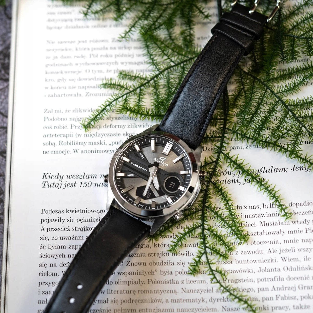 Мъжки часовник Casio Edifice - EFV-C120L-8AEF