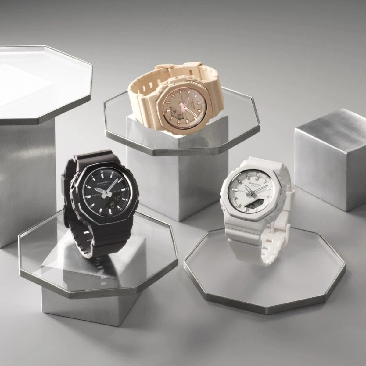 Дамски часовник CASIO - GMA-P2110-7AER