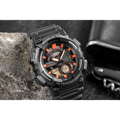 Мъжки дигитален часовник Casio - Casio Collection - AEQ-110W-1A2VDF