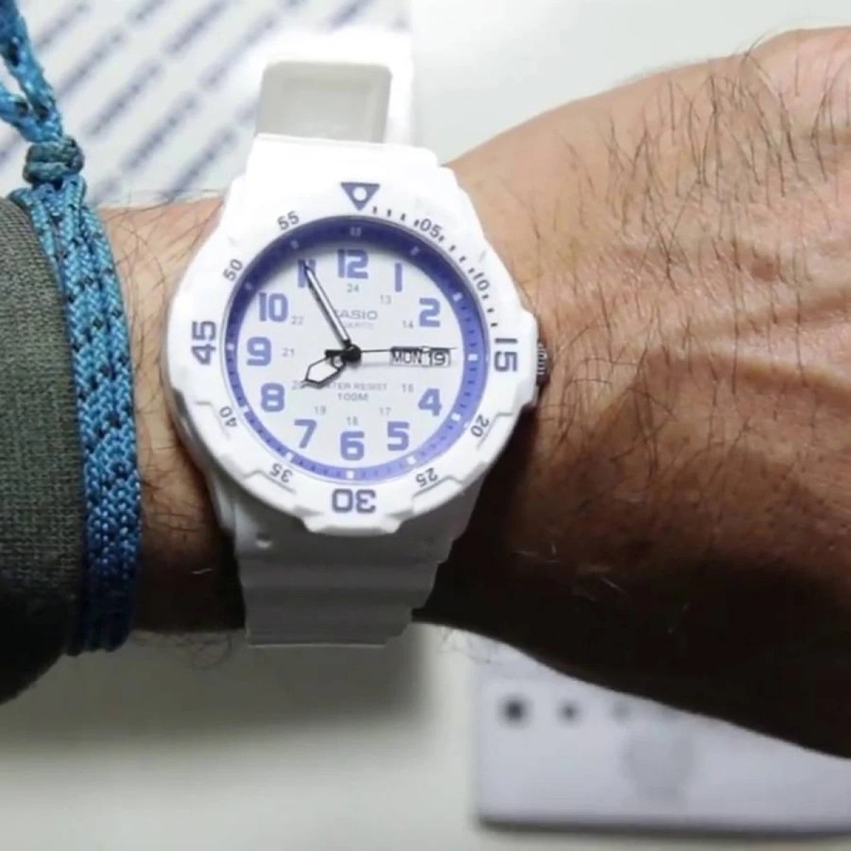 Мъжки аналогов часовник Casio - Casio Collection - MRW-200HC-7B2VDF