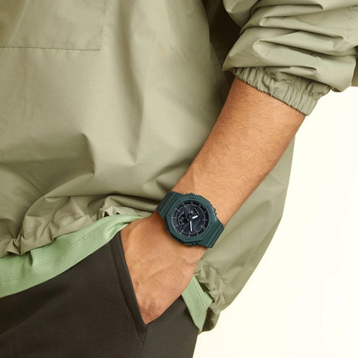 Мъжки часовник Casio G-Shock Bluetooth Solar - GA-B2100-3AER