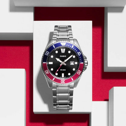Мъжки аналогов часовник Casio Diving - MDV-107D-1A3VDF