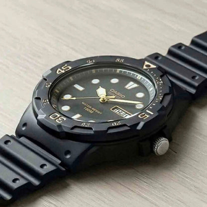 Мъжки аналогов часовник Casio - Casio Collection - MRW-200H-1EVDF