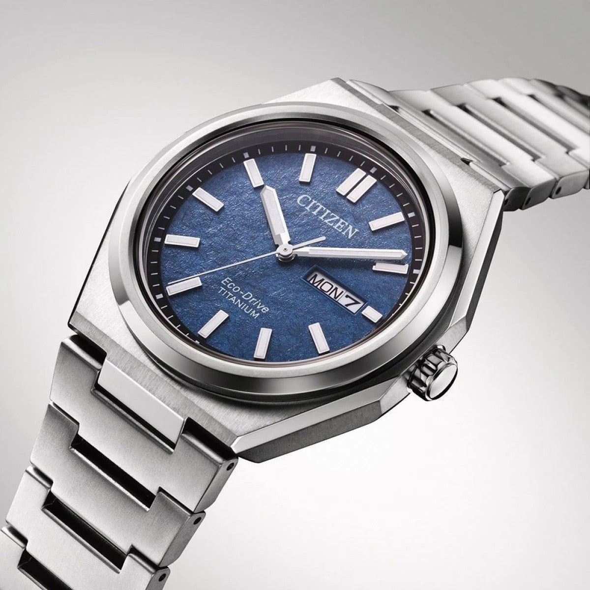 Мъжки часовник Citizen Eco-Drive Titanium  - AW0130-85LE