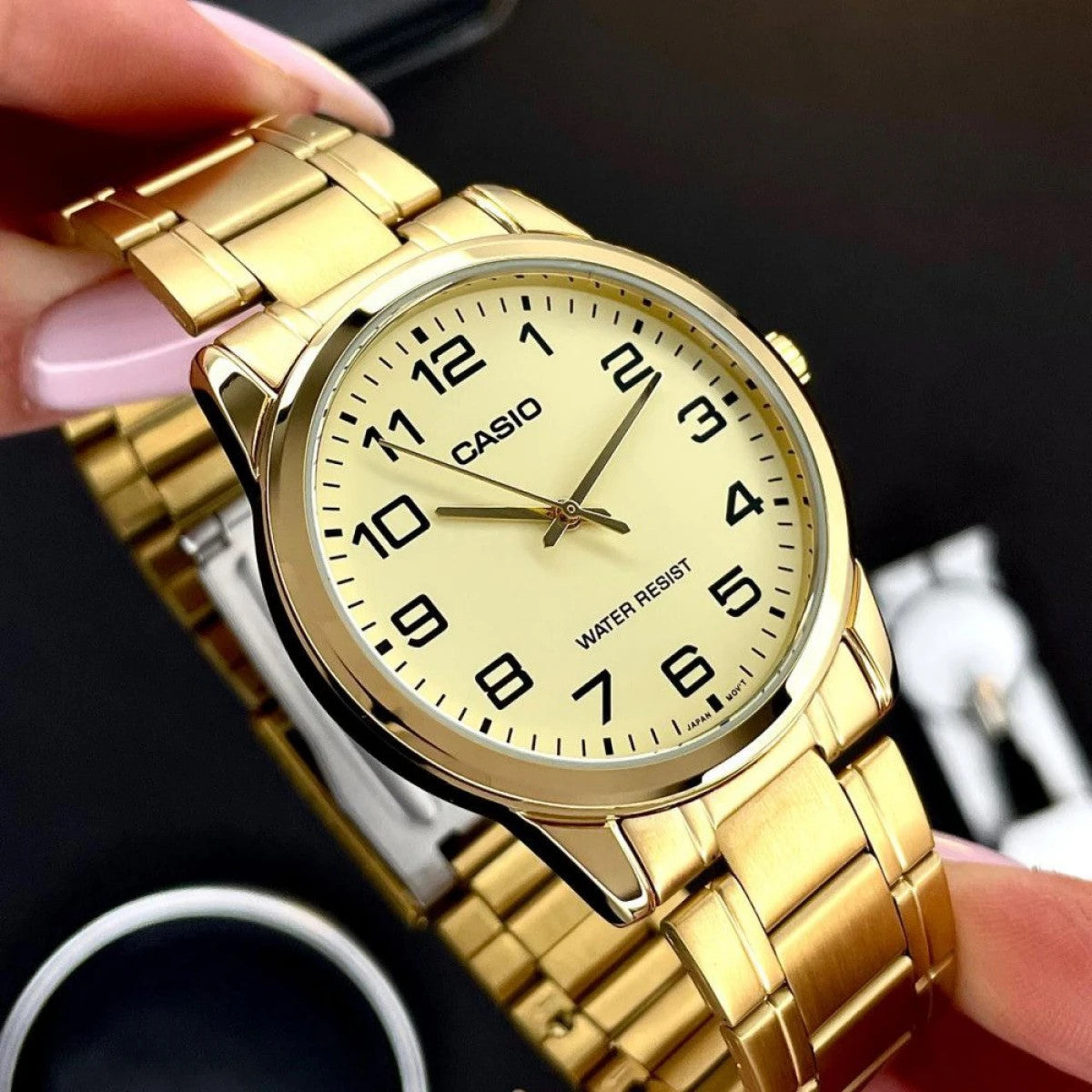 Мъжки аналогов часовник Casio - Casio Collection - MTP-V001G-9BUDF