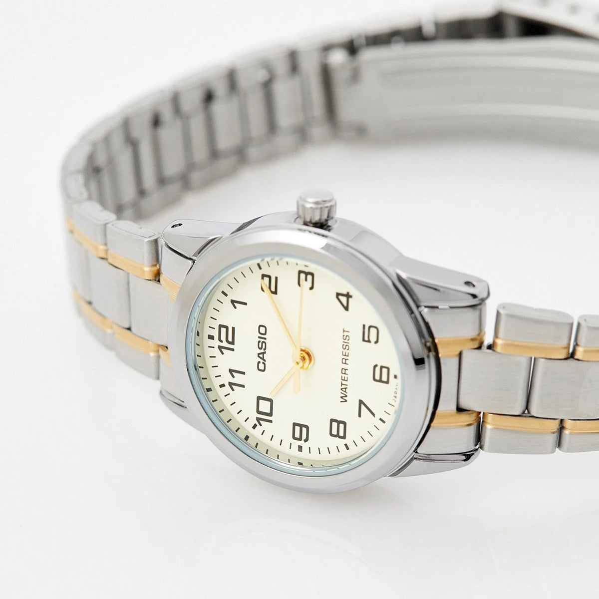 Дамски аналогов часовник Casio - Casio Collection - LTP-V001SG-9BUDF