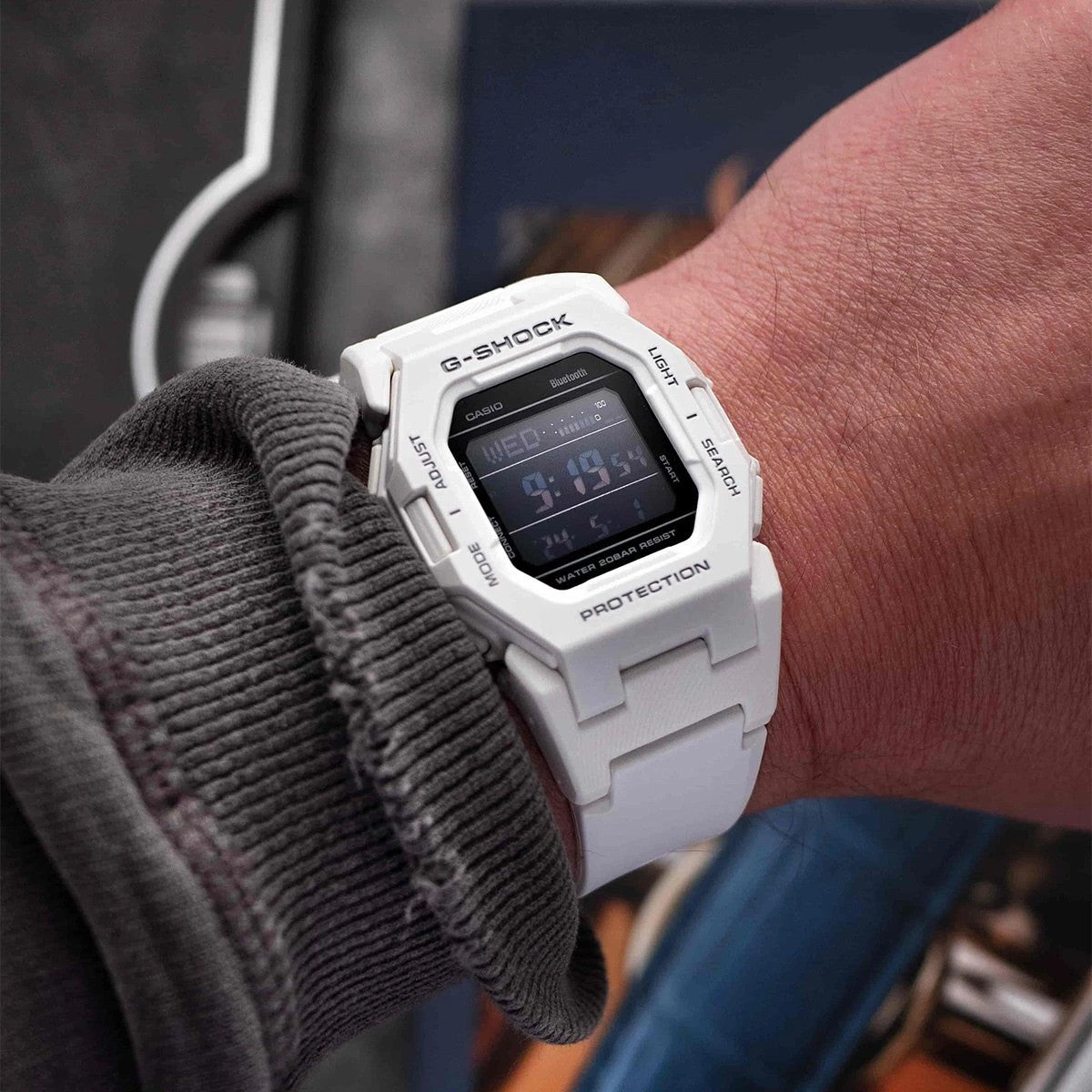 Мъжки часовник Casio G-Shock Bluetooth - GD-B500-7ER