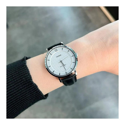 Дамски аналогов часовник Casio - Casio Collection - LTP-VT04L-7A2DF