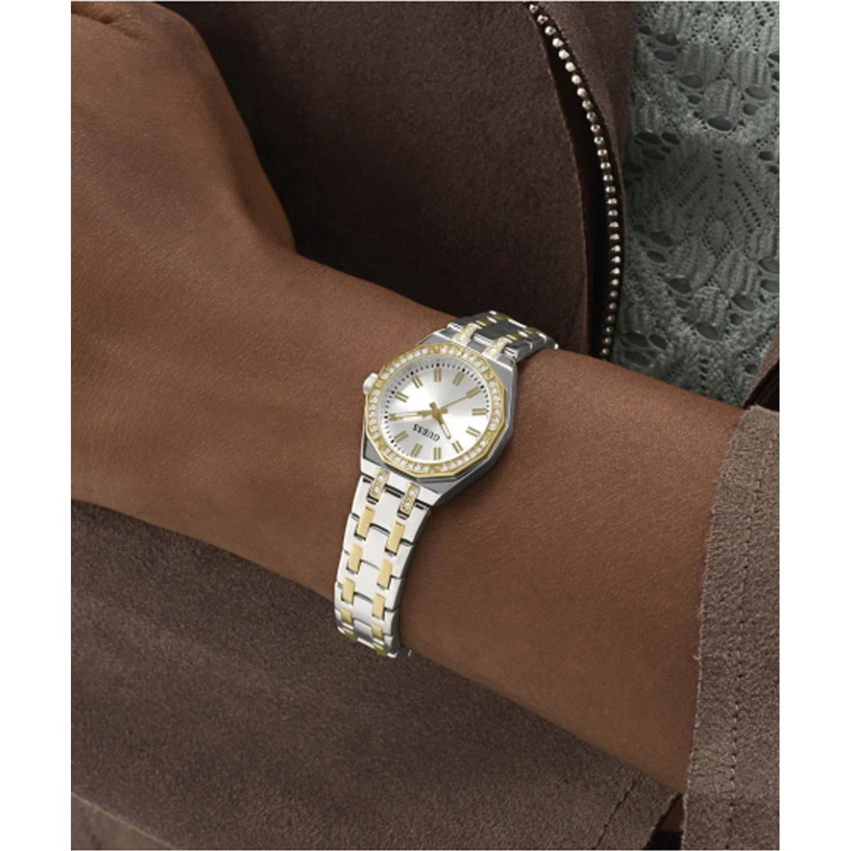 Дамски часовник GUESS - GW0931L3