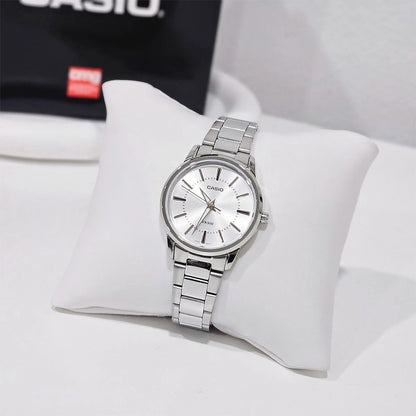 Дамски аналогов часовник Casio Collection - LTP-1303DD-7AVDF