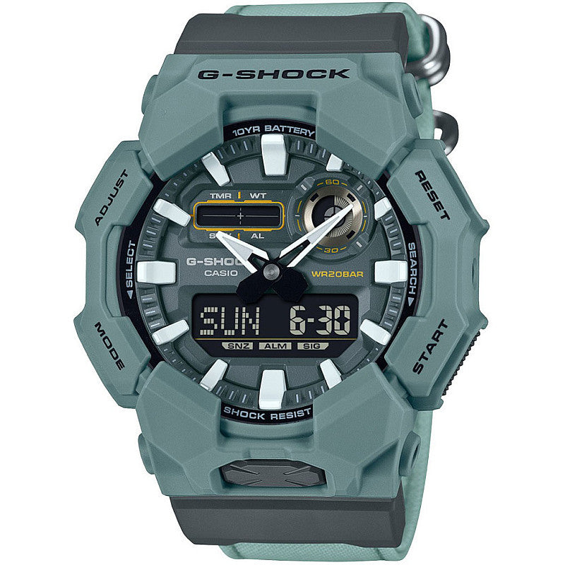 Мъжки часовник Casio G-Shock - GA-010CE-2AER