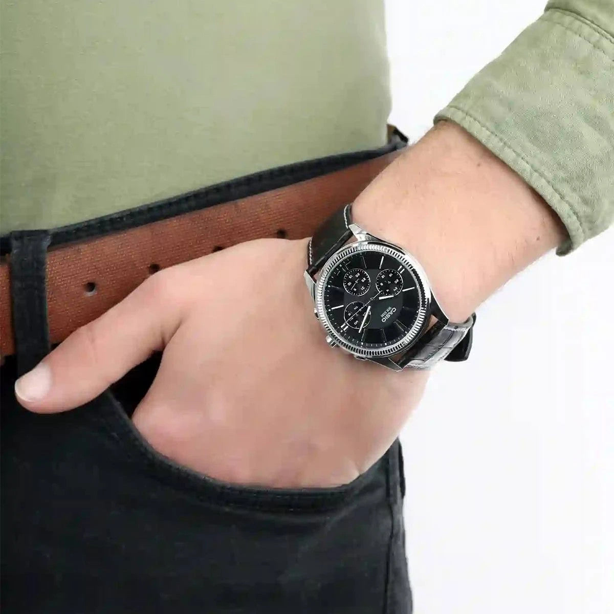 Мъжки аналогов часовник Casio Multi-Dial - Casio Collection - MTP-1375L-1AVDF
