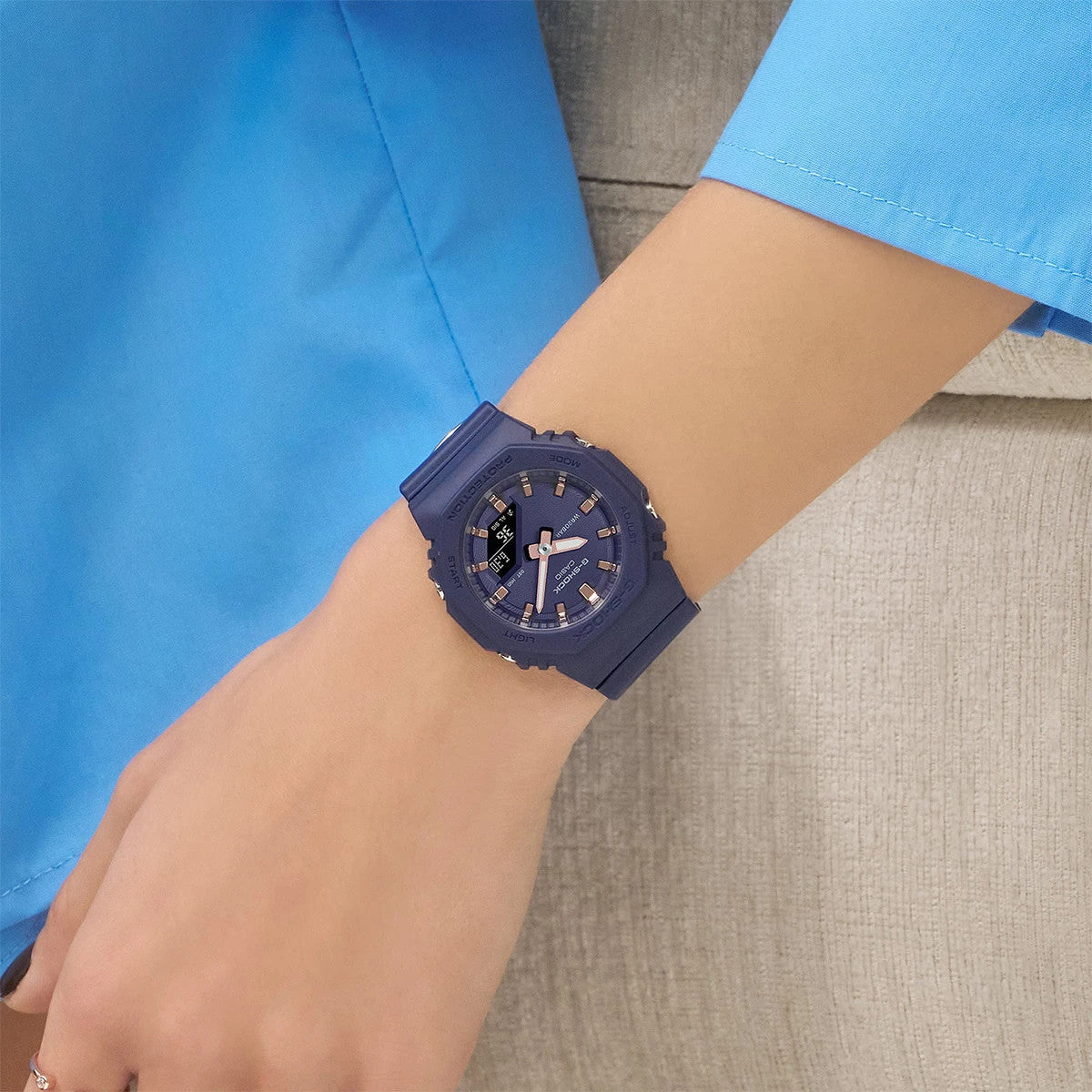 Дамски часовник Casio G-Shock - GMA-P2100M-2AER