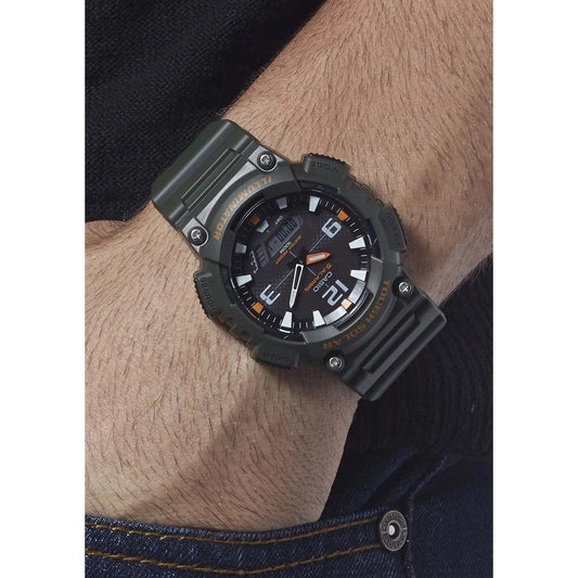 Мъжки дигитален часовник Casio Solar - Casio Collection - AQ-S810W-3AVDF