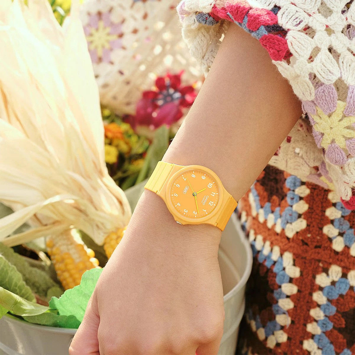 Мъжки часовник Casio - MQ-24B-9BEF