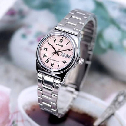 Дамски аналогов часовник Casio - Casio Collection - LTP-V006D-4BUDF