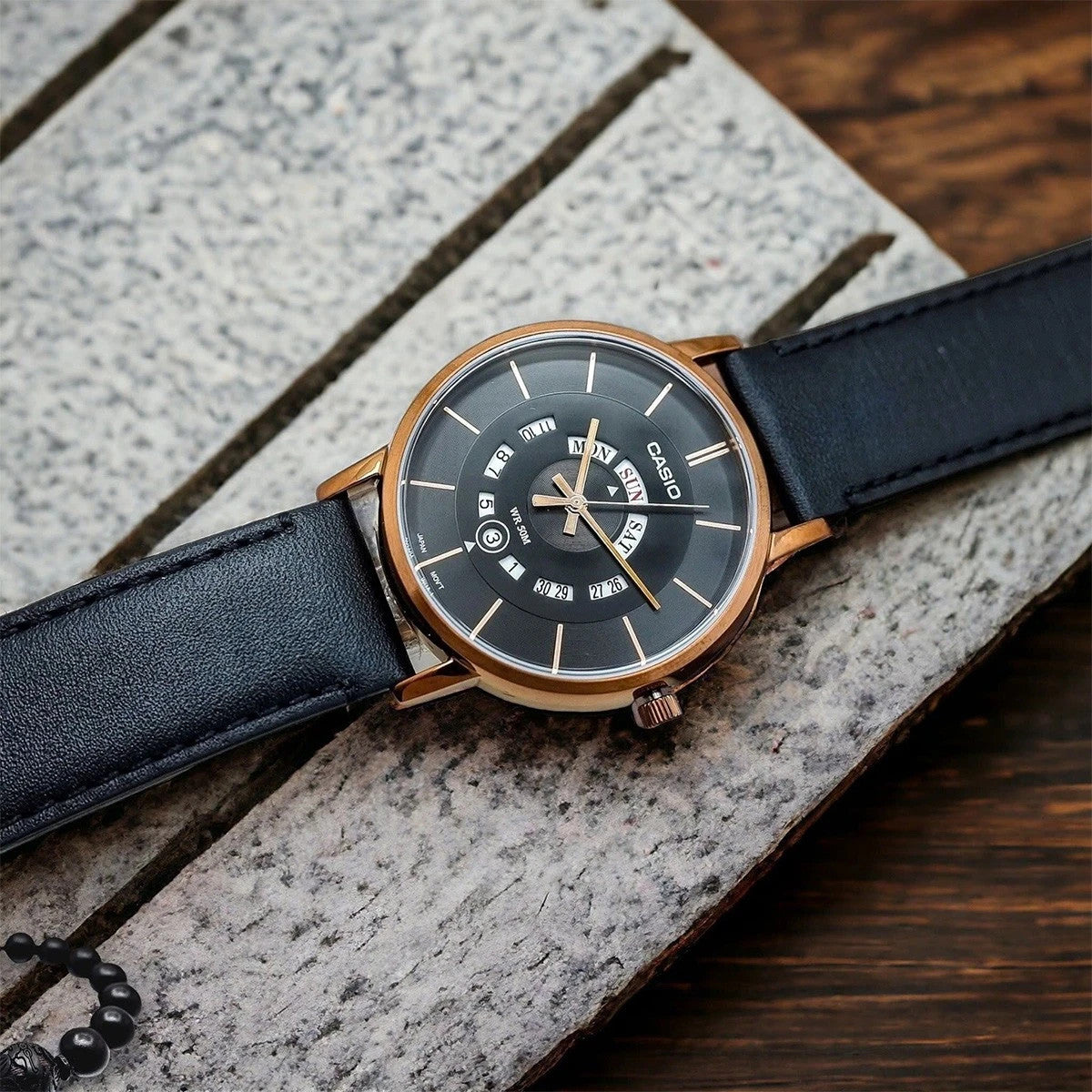 Мъжки часовник Casio - MTP-B135RL-1AVDF