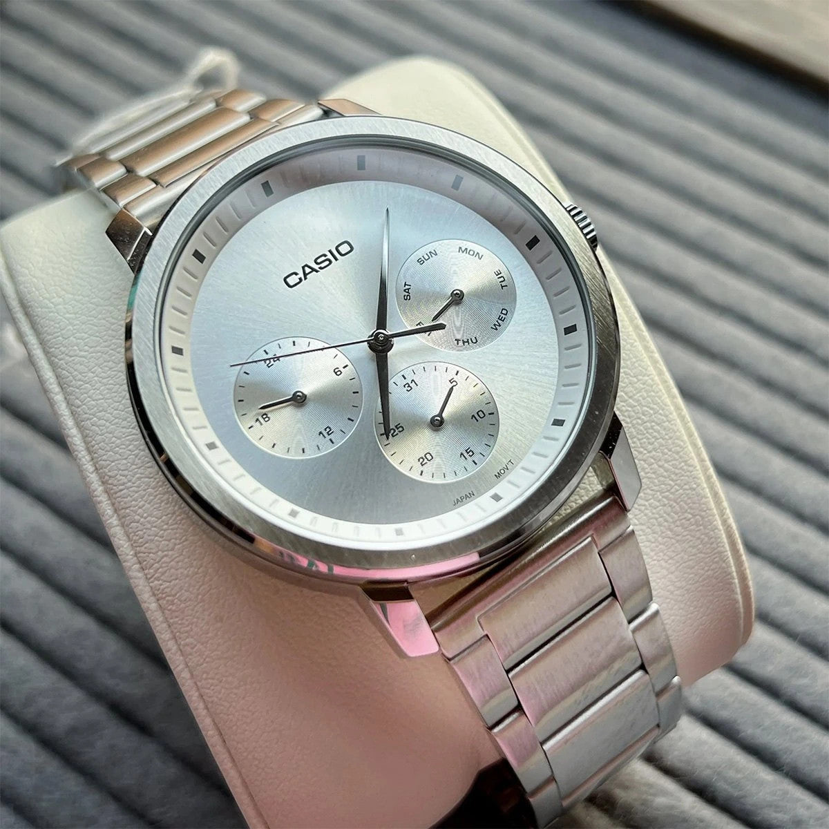 Мъжки аналогов часовник Casio Multi-Dial - Casio Collection - MTP-B305D-7EVDF