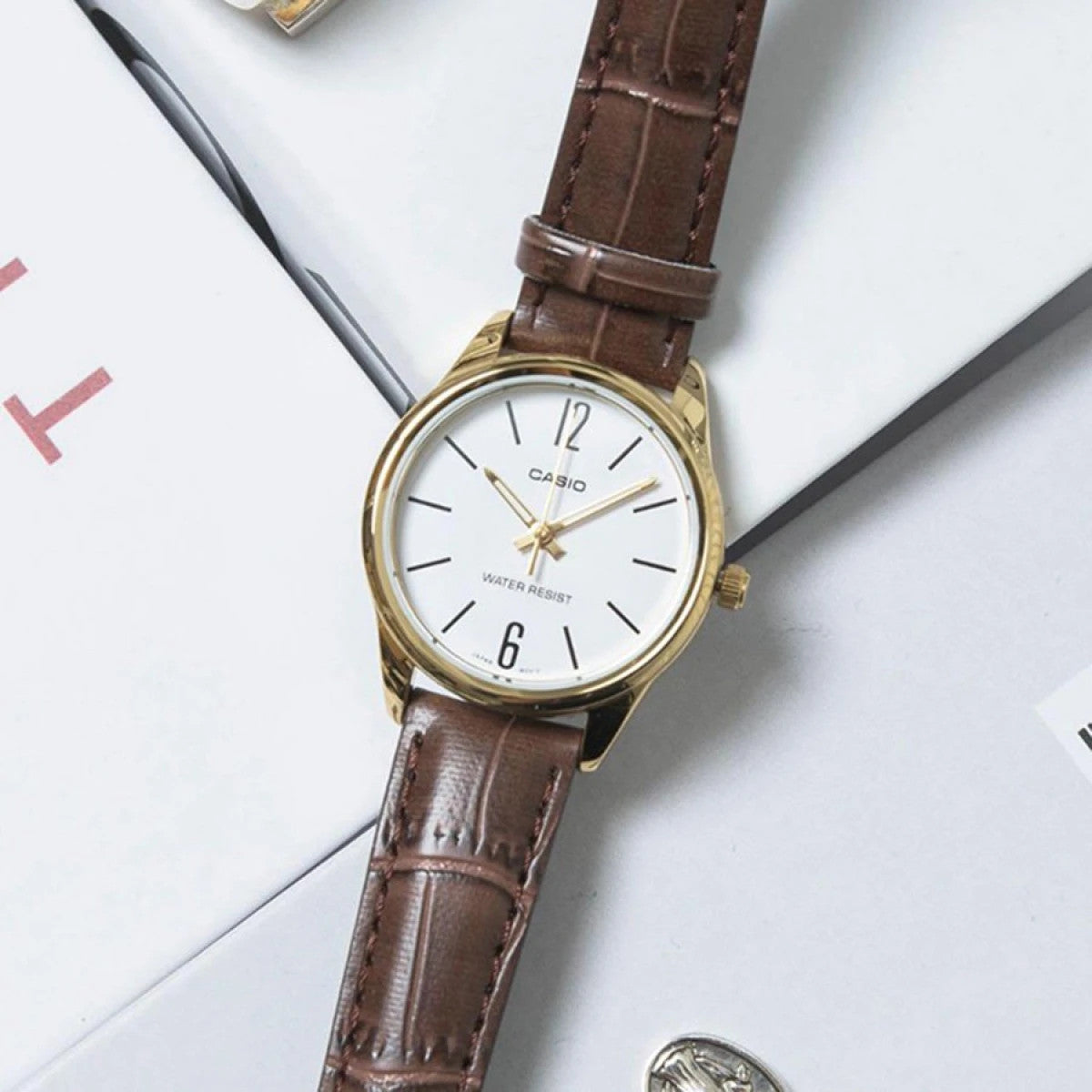 Дамски аналогов часовник Casio - Casio Collection - LTP-V005GL-7BUDF